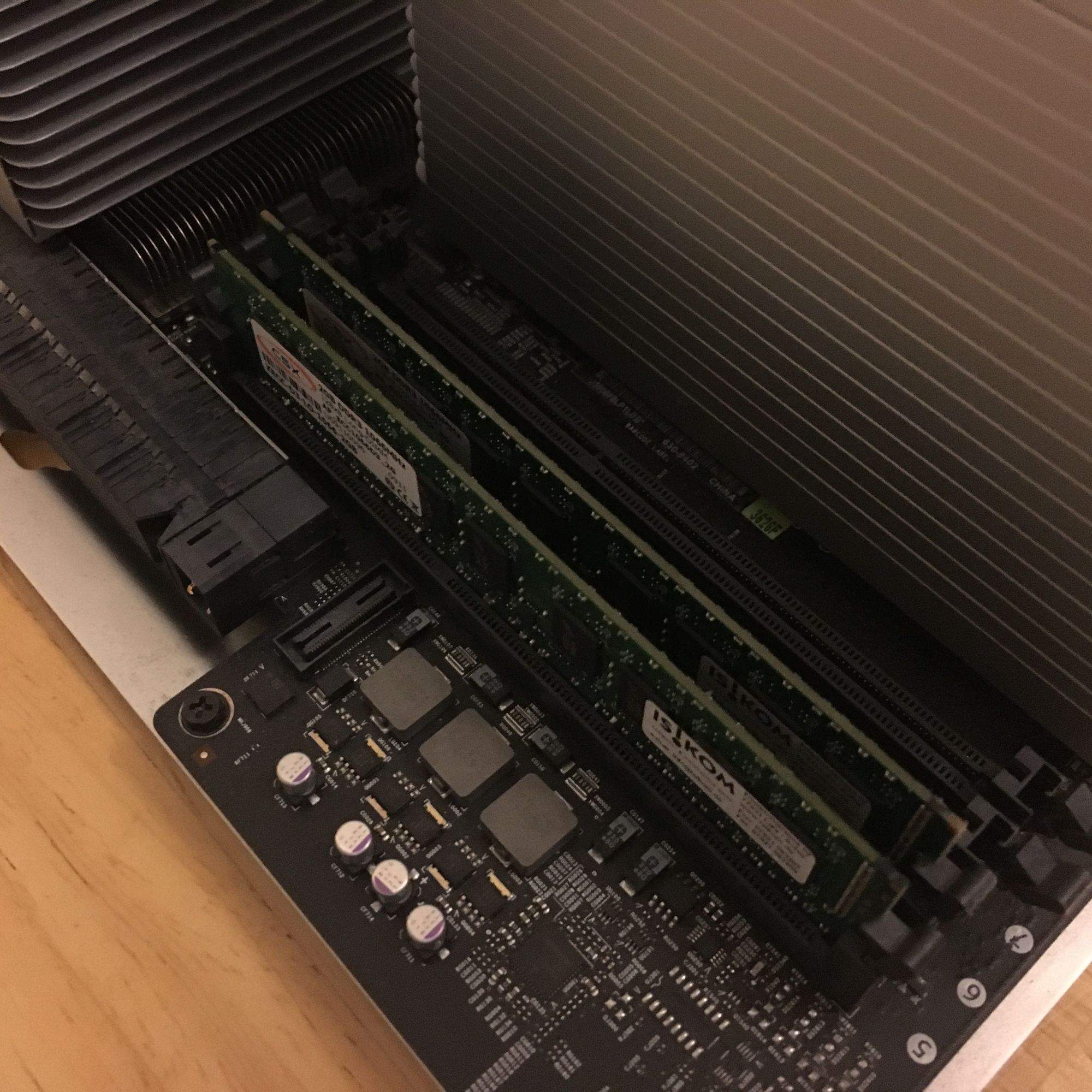 MacPro4,1 CPU Board with RAM