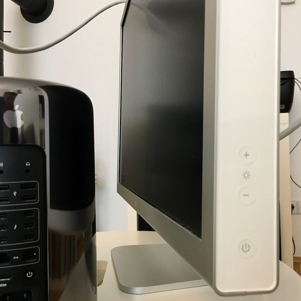 Apple Cinema HD 30" an MacPro6,1 aka late 2013