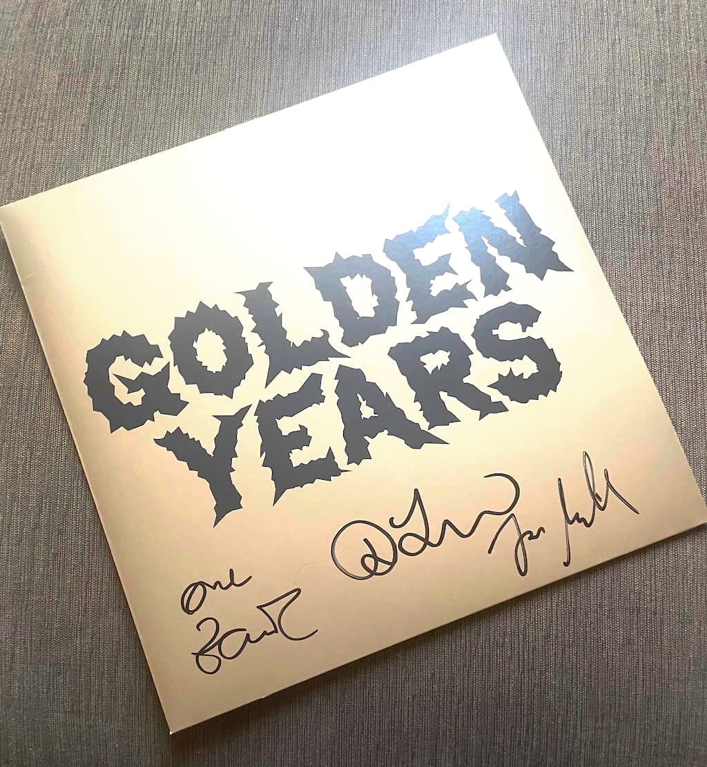 Das Album Golden Years von Tocotronic mit den original Unterschriften der Bandmitglieder; Vinyl