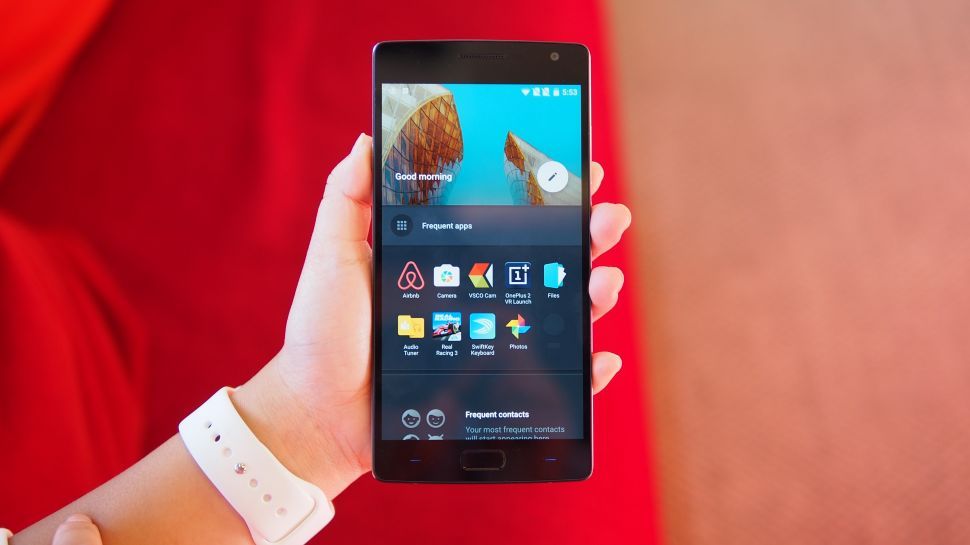 [OnePlus] Verkackter Start des OnePlus 2 eingeräumt