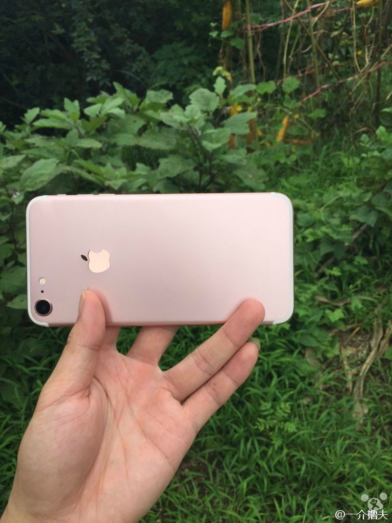 [GERÜCHTE] Fotos von iPhone 7 und iPhone 7 Plus
