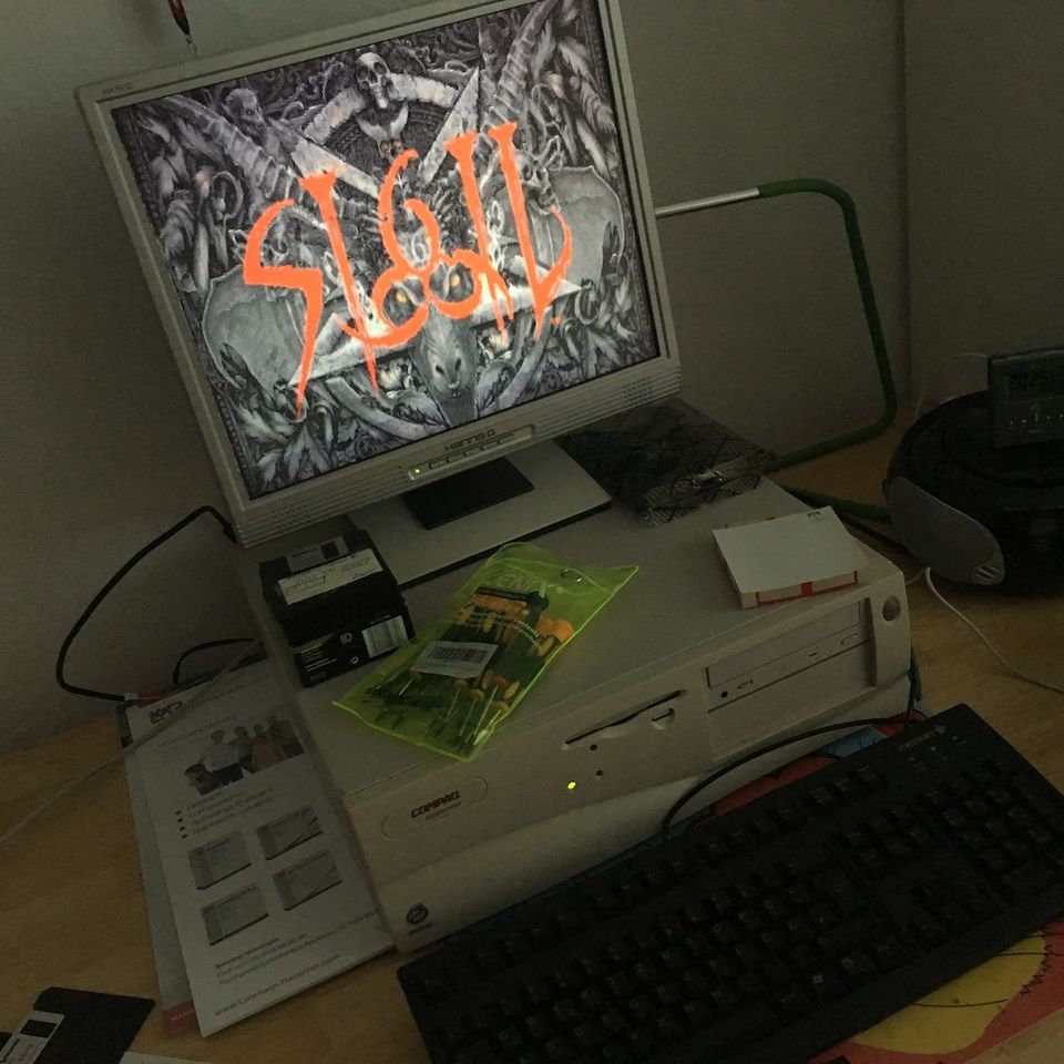 How to run JOHN ROMERO'S SIGIL MEGAWAD for DOOM on originale hardware
